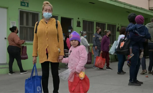 A mother and daughter at the Casa de los Pobres in Tijuana